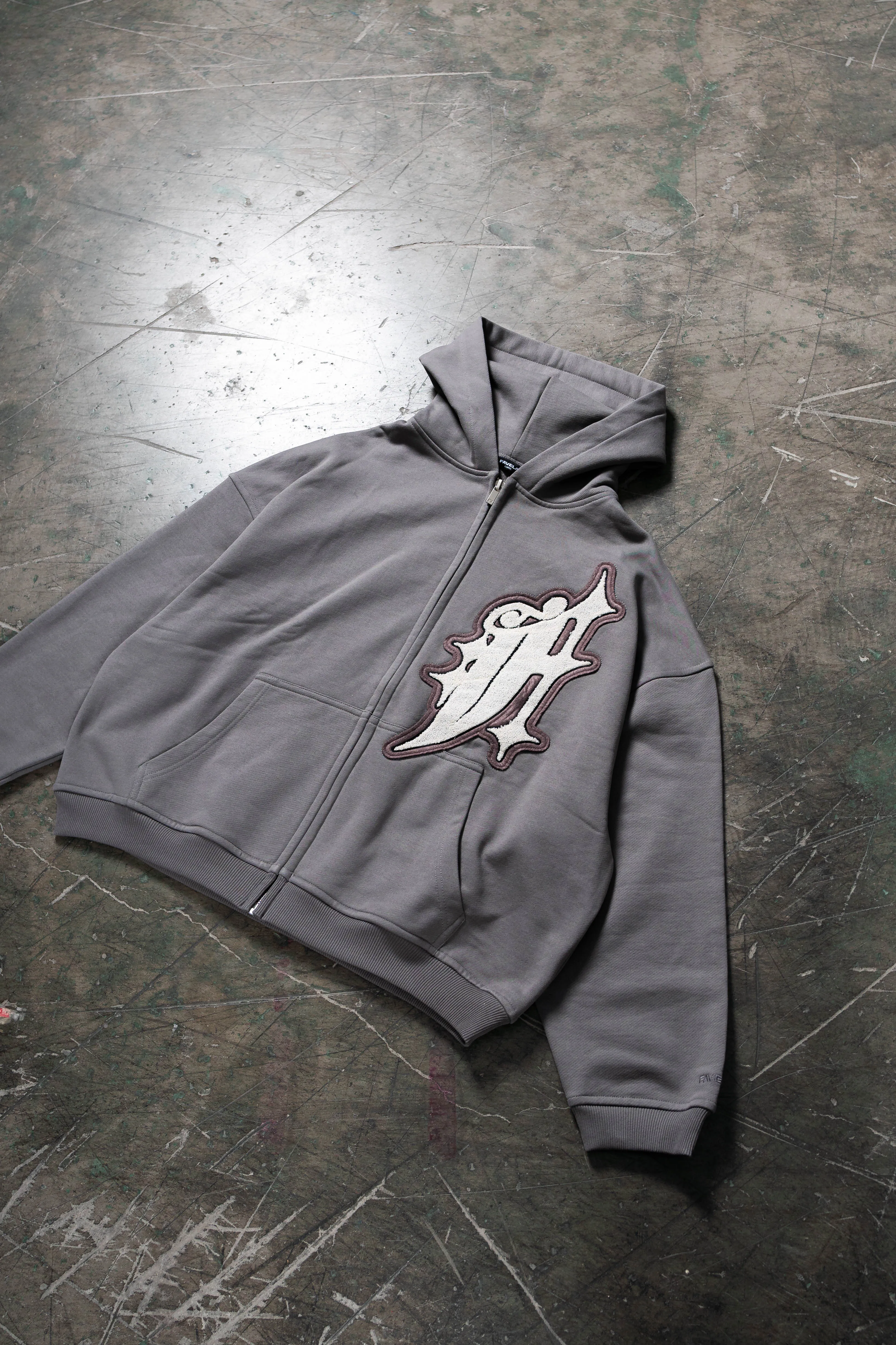 BIG F DARK GREY FRONTZIP