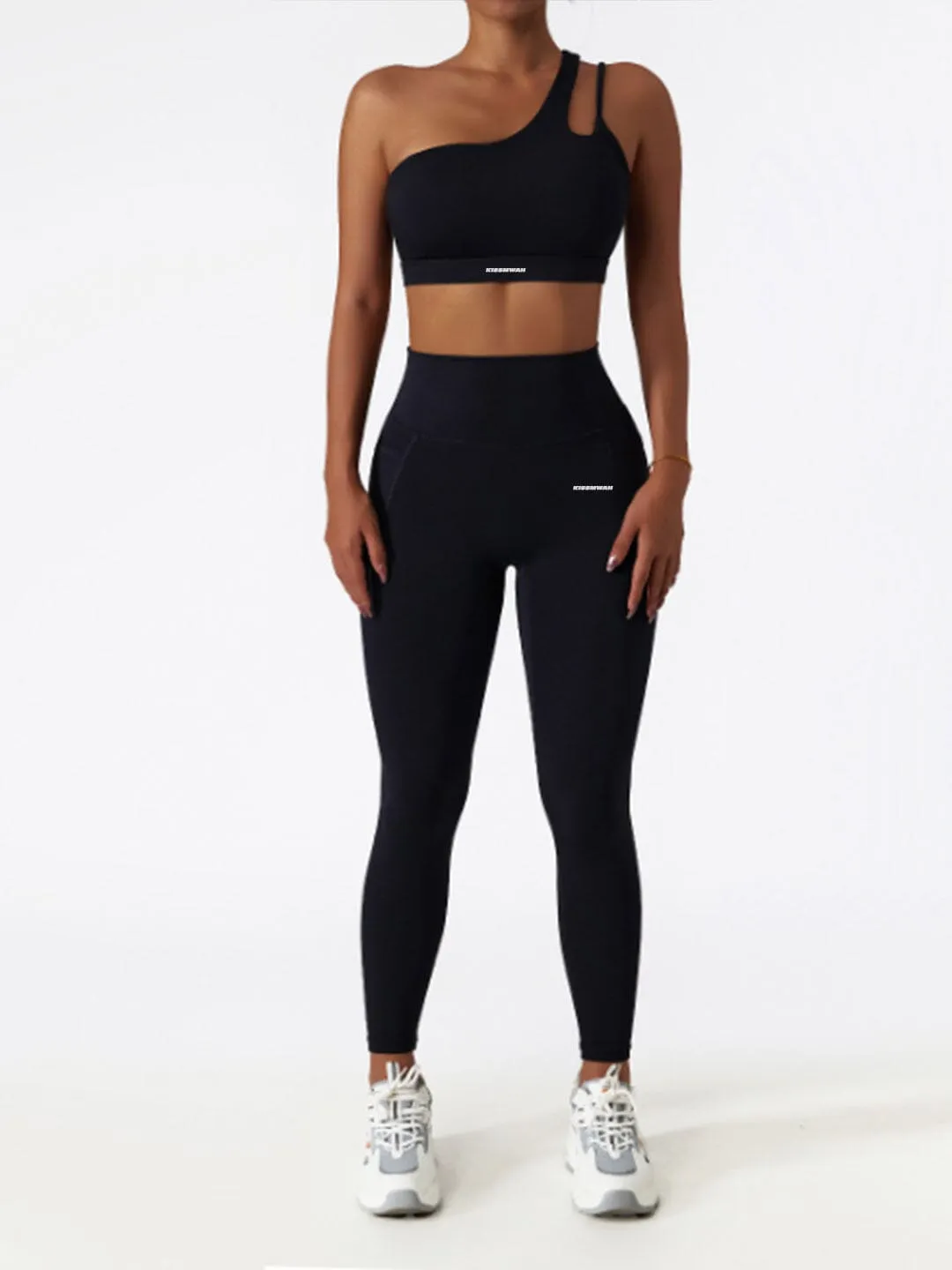 Black seamless leggings
