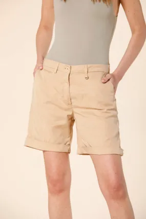Jaqueline Curvie woman's chino bermuda in twill curvy