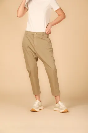 Malibu Jogger women's chino pants in gabardine relaxed ①