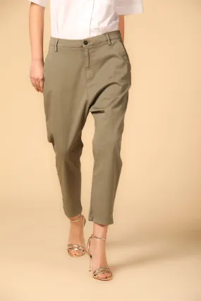 Malibu Jogger women's chino pants in gabardine relaxed ①