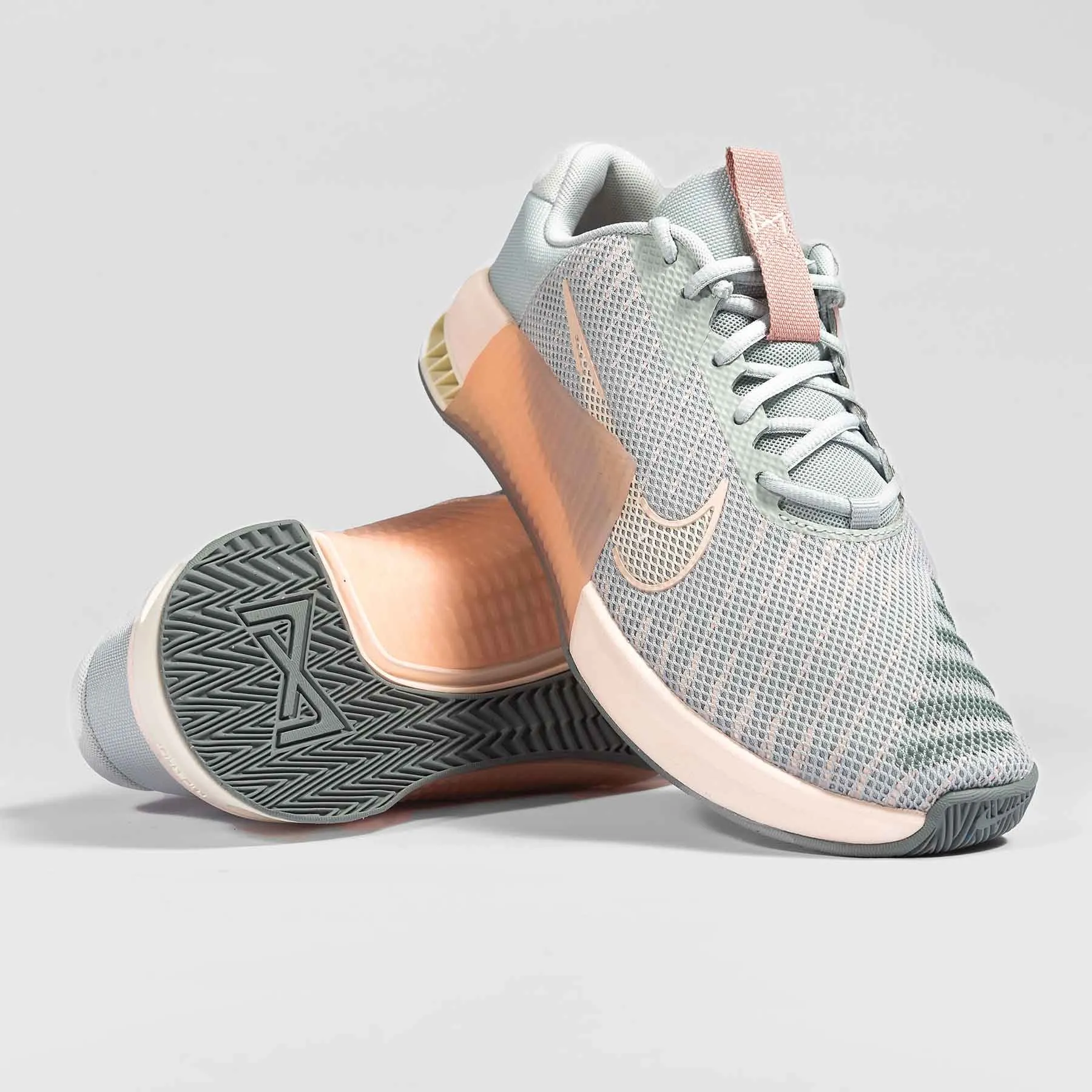 Nike - Metcon 9 Women's Training Shoes - LIGHT SILVER/PALE IVORY-GUAVA ICE