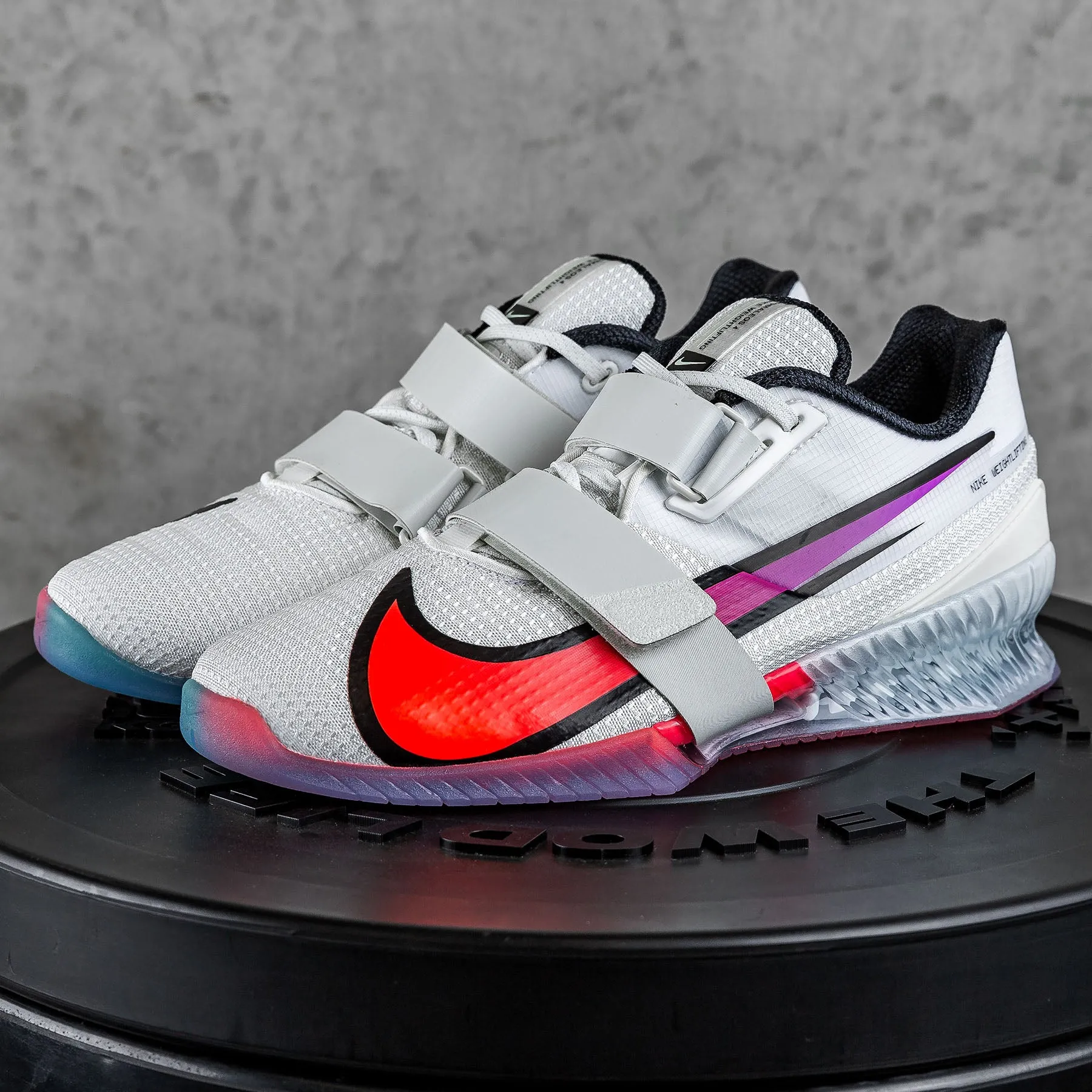 Nike - Romaleos 4 Weightlifting Shoes - SE PALE IVORY/HYPER VIOLET-FLASH CRIMSON