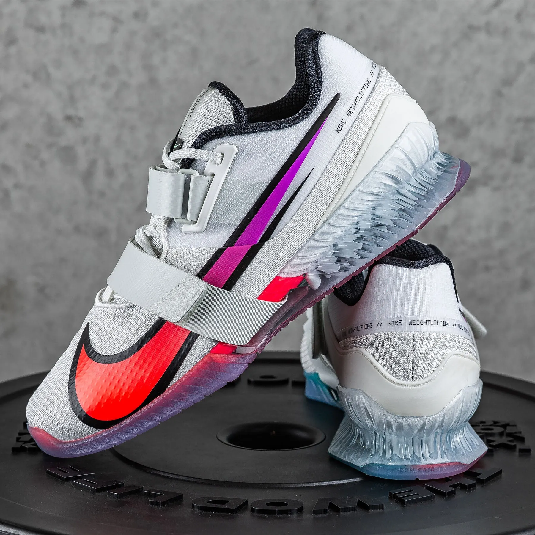 Nike - Romaleos 4 Weightlifting Shoes - SE PALE IVORY/HYPER VIOLET-FLASH CRIMSON