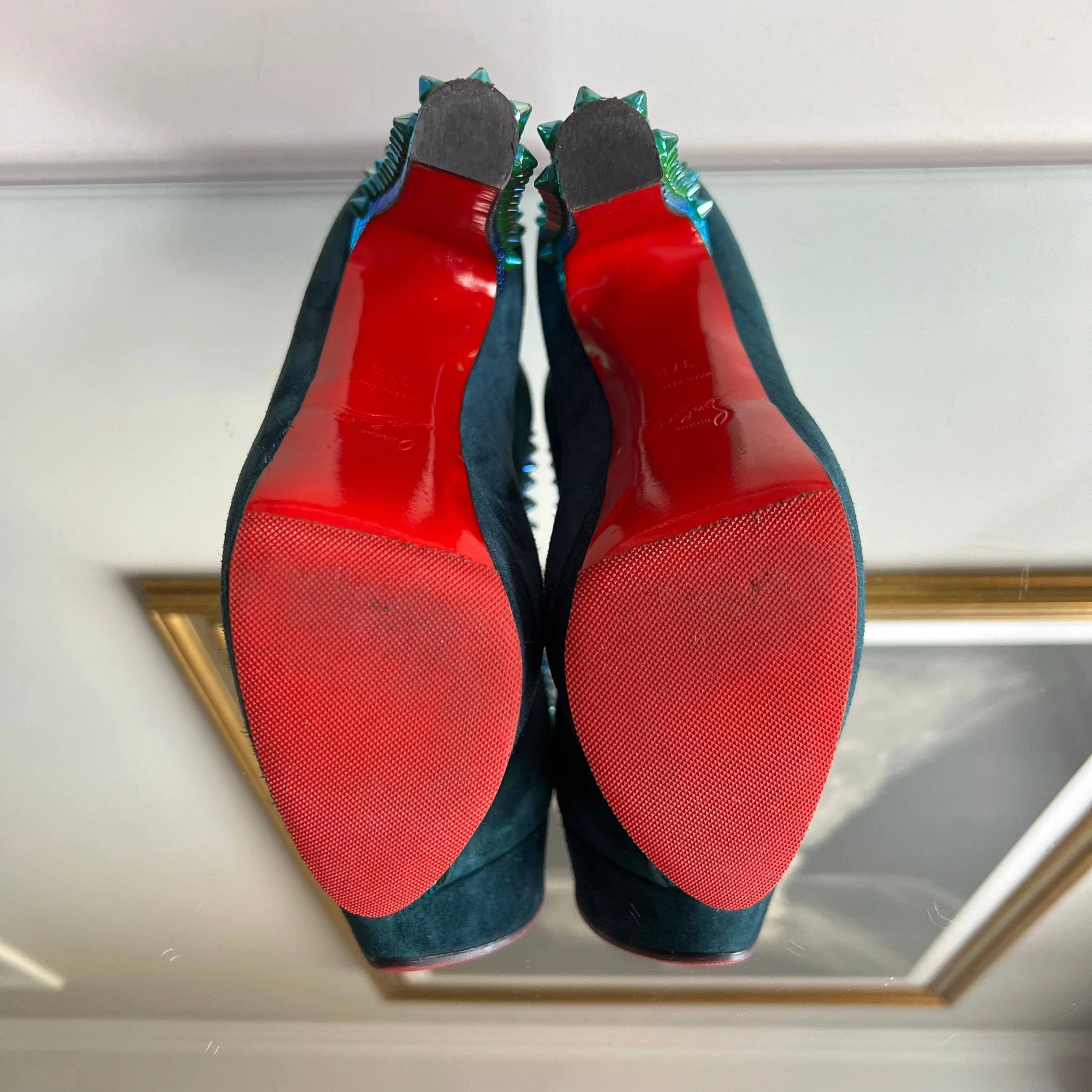 Peep Toe Christian Louboutin Com Spikes no salto holografico Azul