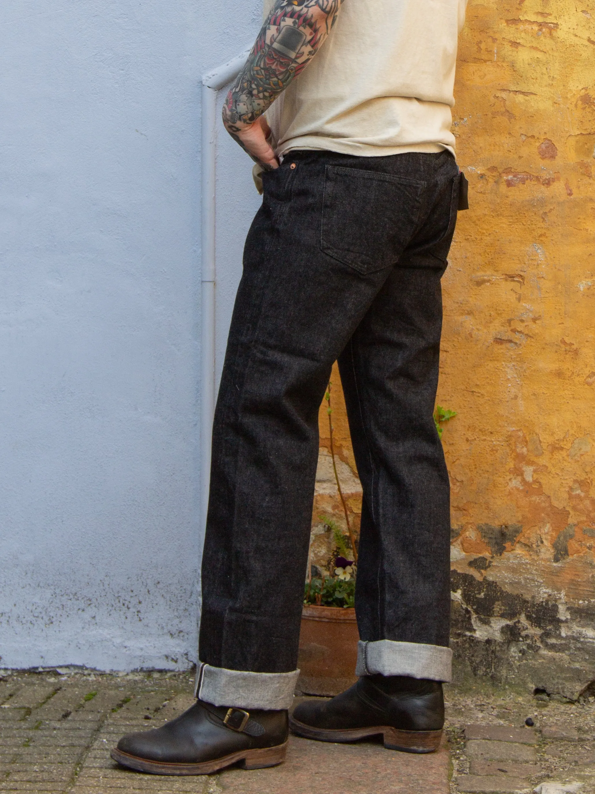 Sugar Cane, 1947 Model Regular/ Straight, Black